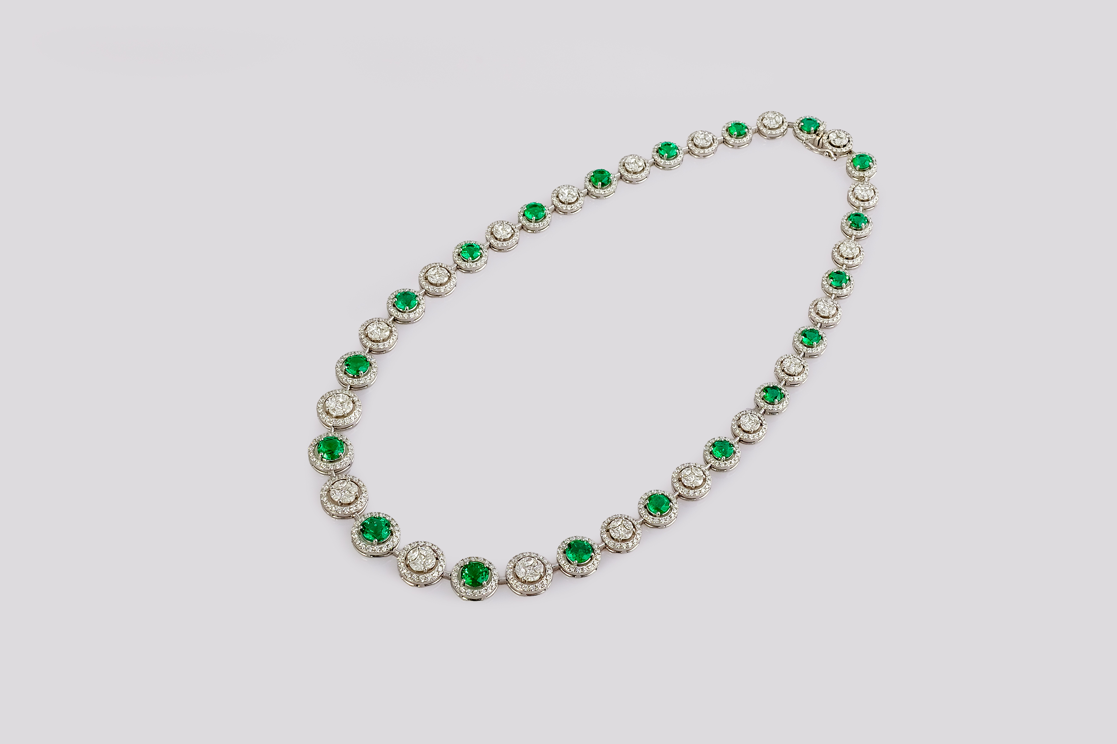 Collana smeraldi e diamanti