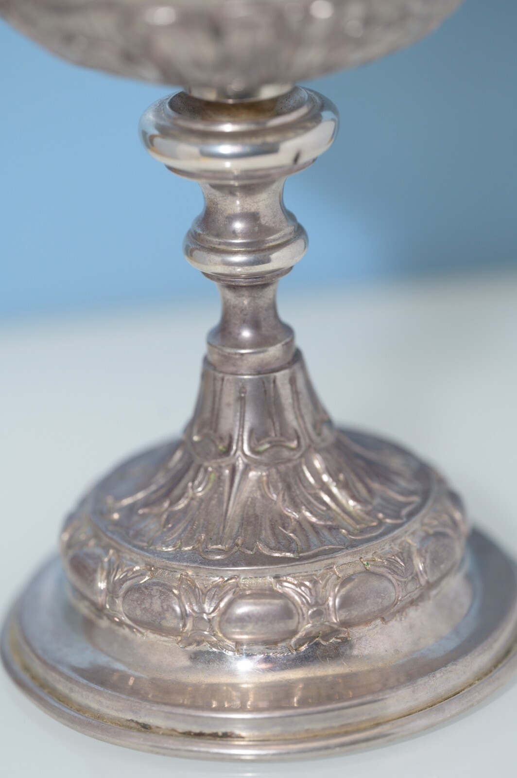Pisside in argento e oro — restauro diocesano — Prima
