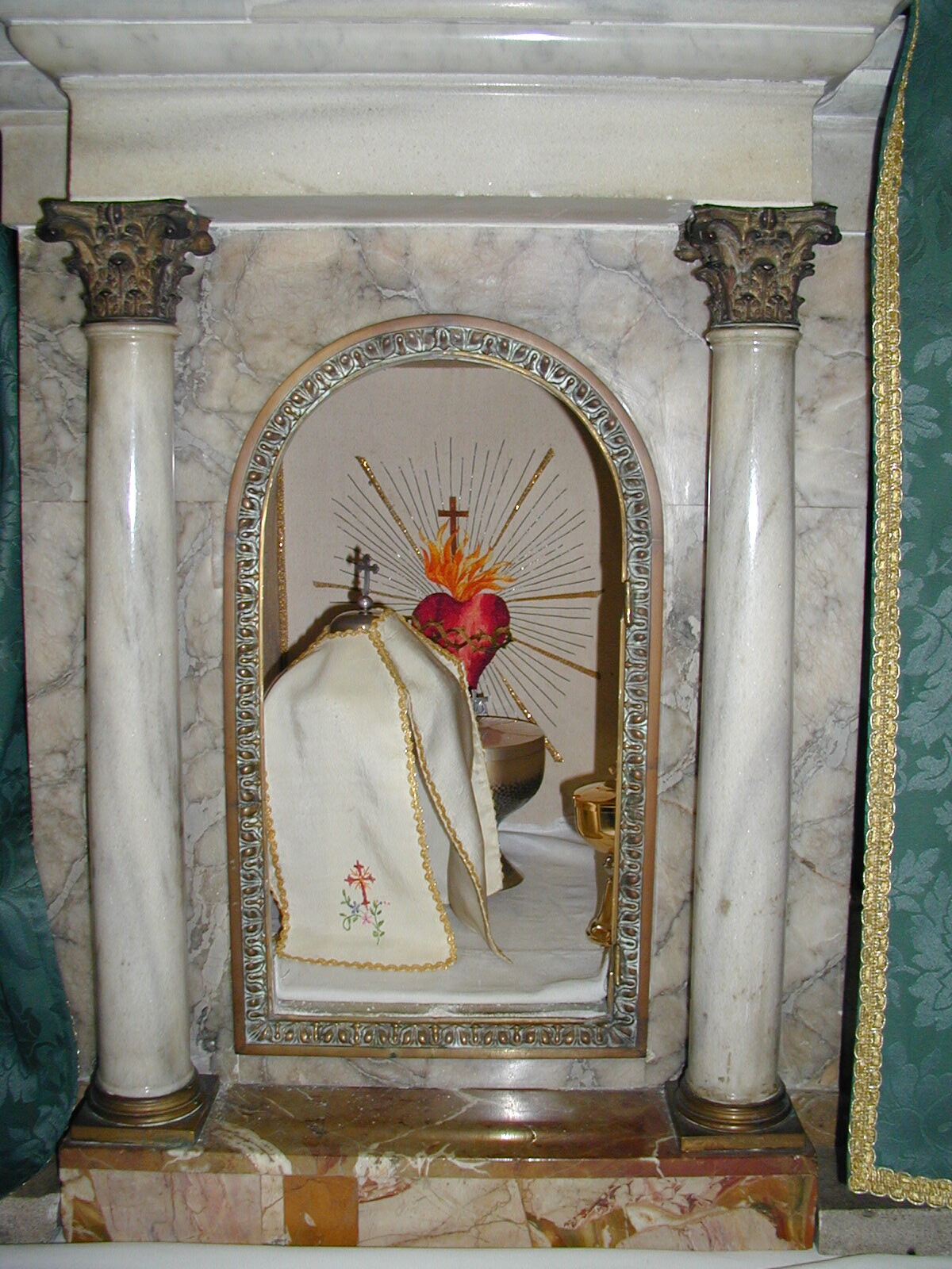Tabernacolo — cardini e porticina